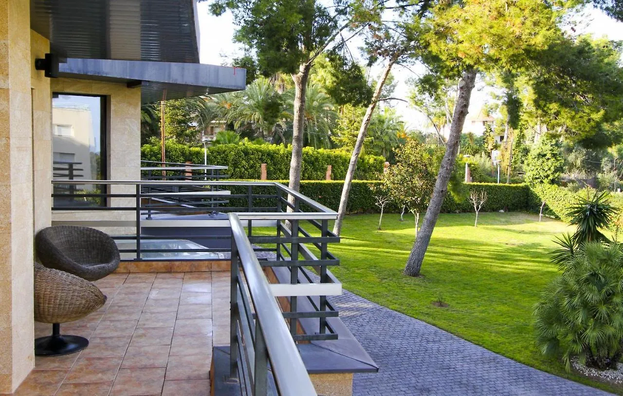 New Play Lake Villa Salou