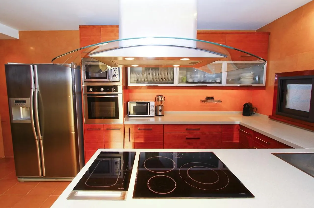 New Play Lake Villa Salou Spain