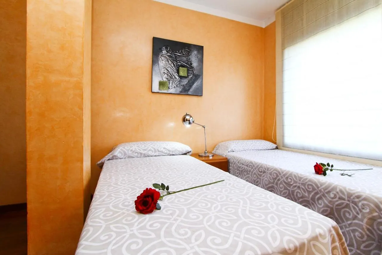 New Play Lake Villa Salou