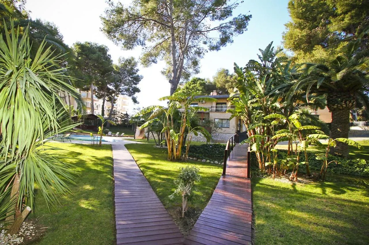 New Play Lake Villa Salou Spain