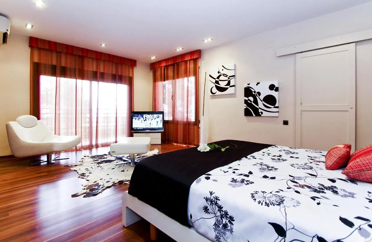 New Play Lake Villa Salou